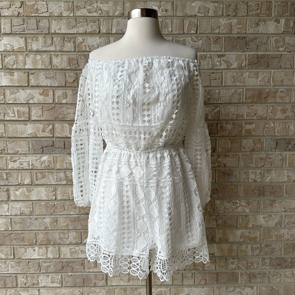 New Eilly Bazar Lace Romper Lined Size M 🌸 - Picture 14 of 16